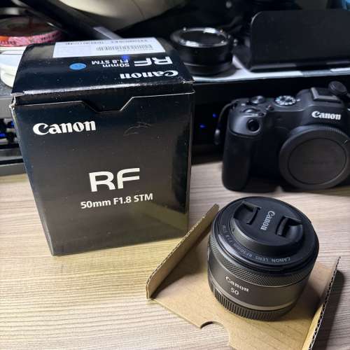Canon R8 + RF 28mmF2.8 + RF 50mmF1.8 + RF15-30mm F4.5-6.3 IS STM