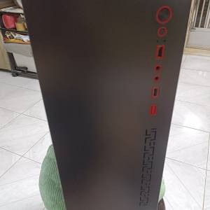 電腦主機  Intel i5 3.3g