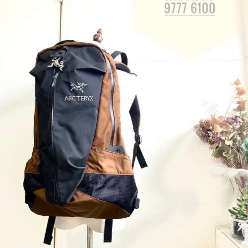 Arc'teryx 不死鳥 不死鳥背包 arro 22 Wildwood Nereus 24K black stealth black 不...