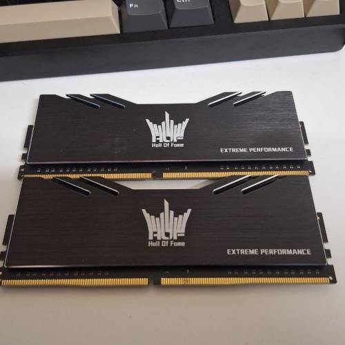 影馳名人堂HOF EXTREME DDR4 2x8GB 3200MHz