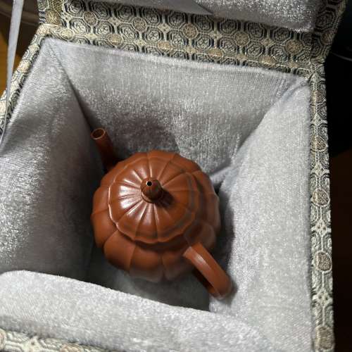 宜興，宫燈紫砂壺200ml