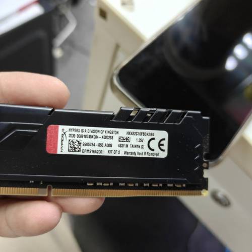 Kingston HyperX FURY DDR4 3200 64GB KIT（32GB X2)