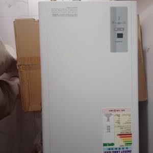 Simpa 簡栢 10公升恆溫頂排式煤氣熱水爐 UZW10F