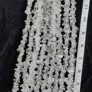一手十條天然A級隨形水晶珠串，約16寸如照片，清貨共售三百元。no.R21.7.26