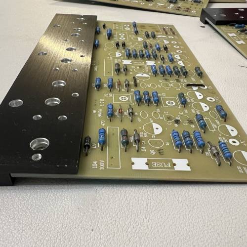 複刻"通用電子 Sound Master" AF-2 全鏡影對稱 MOSFET 功率放大器線路板。