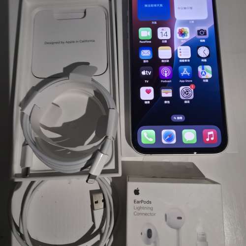 iPhone 13 128GB 白色 港版 有盒 連earpods&Type C充電線