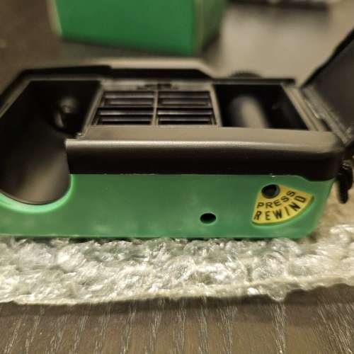 絕版喜力Heineken 四格菲林相機 (全新未用品)