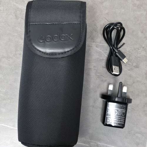 原裝 Godox V1 閃光燈保護套 送 原裝充電器和 USB 充電線
