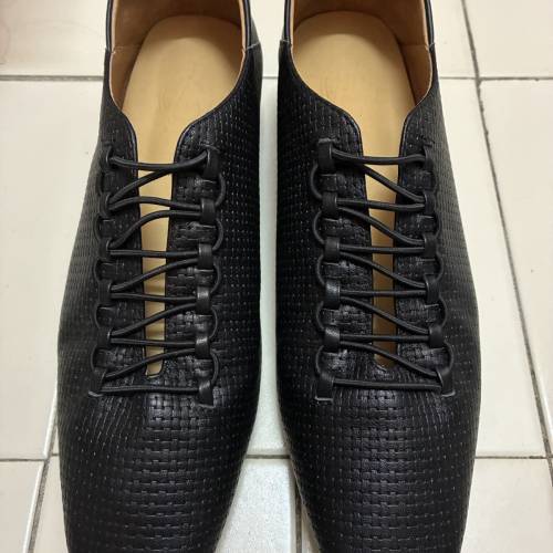 Square-Toe Zip-Zap String Flats
