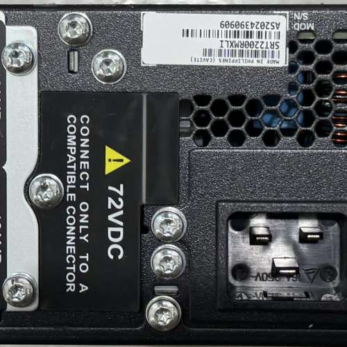 APC Smart UPS 2200VA, SMX2200RMHV2U