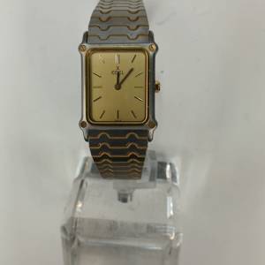 ( 罕有全新古董 ) Vintage1985 Ebel Wave Classic Tank Quartz Watch ( 需要修理或...