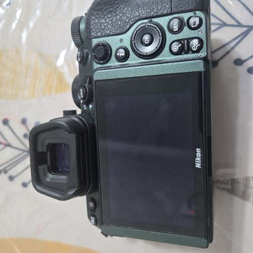 Nikon Z5 Body 行貨有單有盒（過保）｜極品快門不到2000次｜齊配件附雙電池