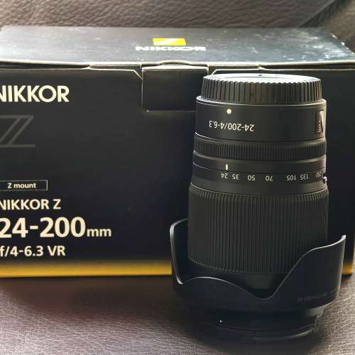 Nikon z 24-200mm