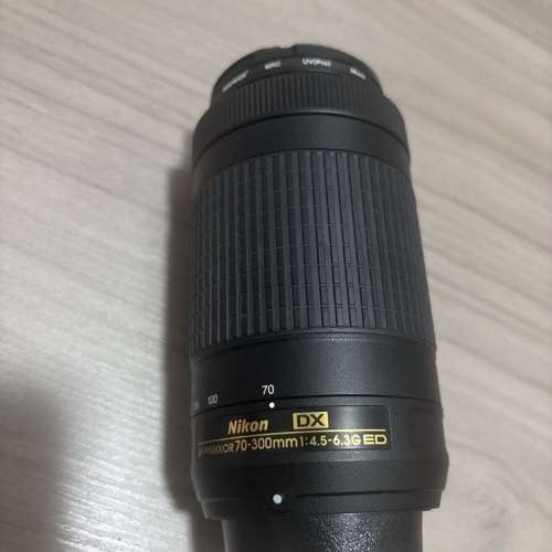 Nikon ED Dx 70-300mm (用過10次以下)