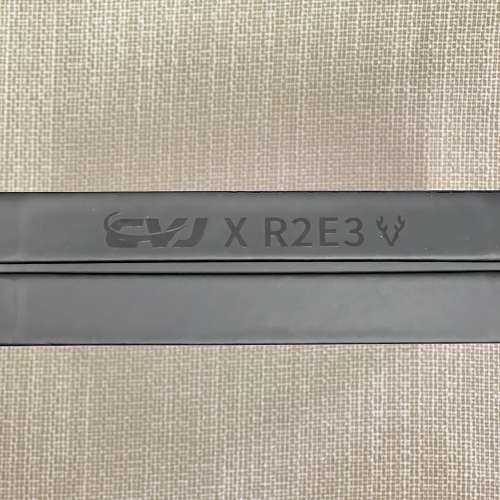 放售CVJ美杜莎 x R2E3暗夜版動圈耳機 (已減價)(約90%新)