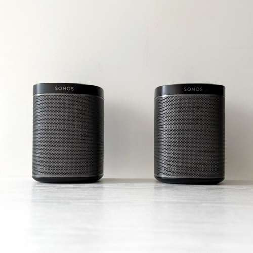 兩個 Sonos Play 1 Wifi 串流 Hi-Fi 音響喇叭
