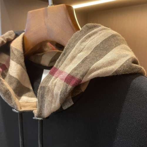 全新BURBERRY格紋帽衛衣