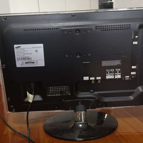 三星UA22C4000PM 22" LED iDTV 可以當MOM用 薄機身 不用火牛(直接插線)