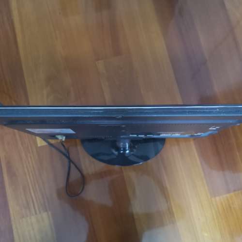 三星UA22C4000PM 22" LED iDTV 可以當MOM用 薄機身 不用火牛(直接插線)