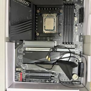 Intel i7-13700K CPU  + Gigabyte Z790 AORUS ELITE AX DDR5 (Rev. 1.0) 主機板