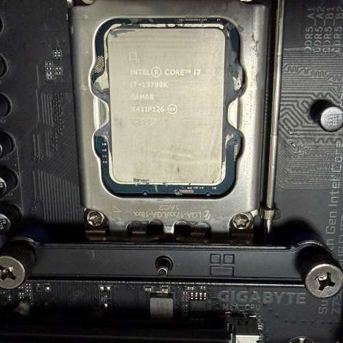 Intel i7-13700K CPU  + Gigabyte Z790 AORUS ELITE AX DDR5 (Rev. 1.0) 主機板