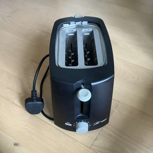 Famous 法國名家 700W 機械式多士爐