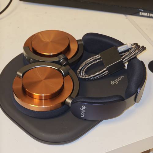 Dyson ontrac headphone