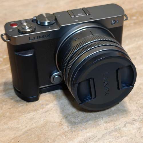 Panasonic Lumix S9 + 18-40 水貨金色