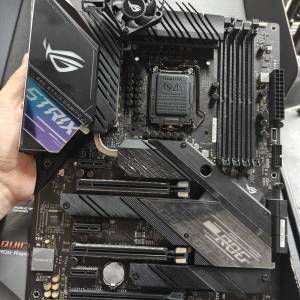 ASUS ROG STRIX Z490-E GAMING