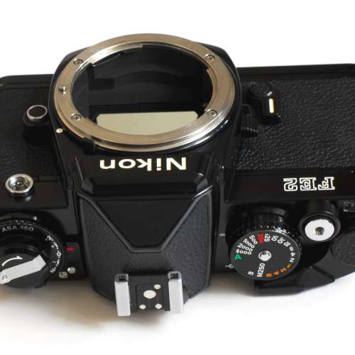 Nikon FE2 Black Body 蜂巢簾快門