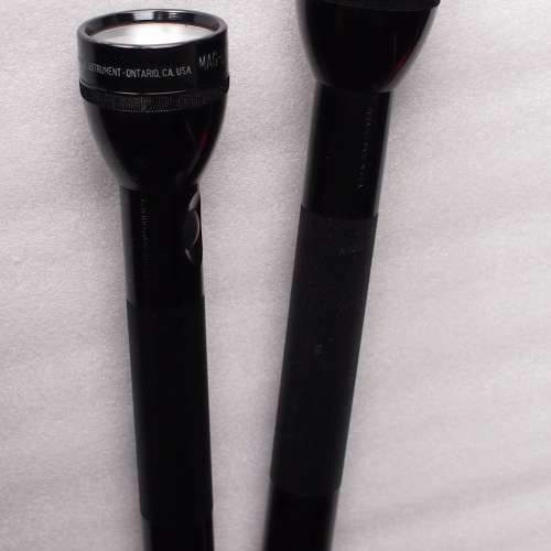 MAGLITE 3 , 4 CELL 電筒 (共兩支)