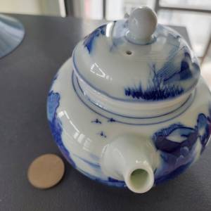 瓷茶壺