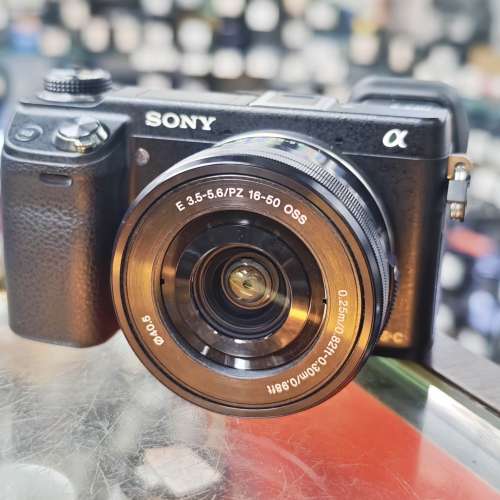 Sony NEX-6 + 16-50 NEX6