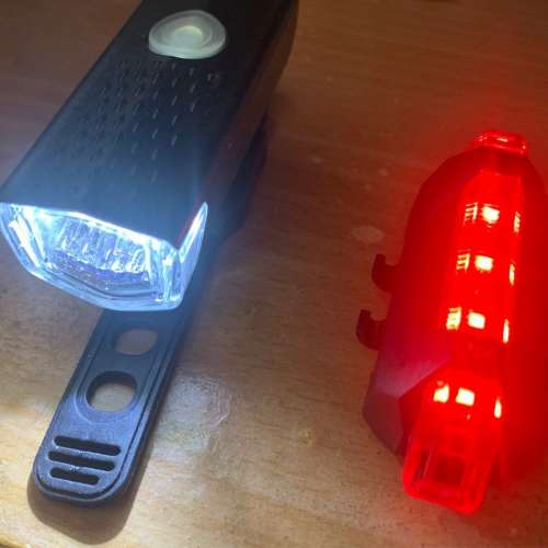USB 充電 LED 單車燈套裝
