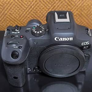 Canon EOS R7 Body