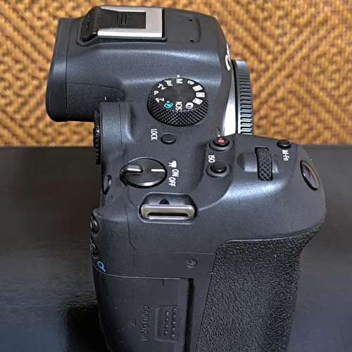Canon EOS R7 Body