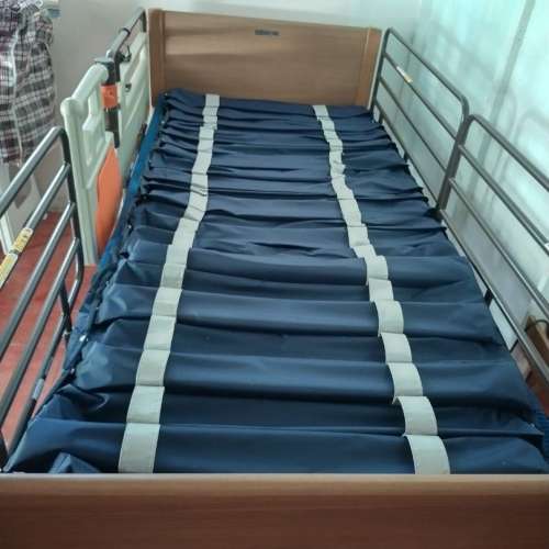 Platz Miolet II 日本電動居家護理床 連預防褥瘡氣墊床褥