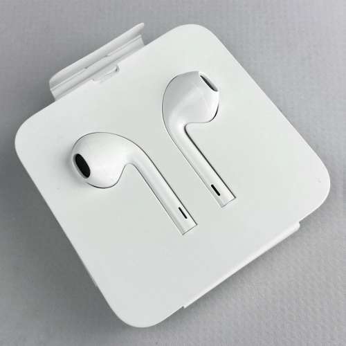 【Apple】Lightning Connector EarPods (NEW) 全新原裝蘋果Lightning接頭有線耳機
