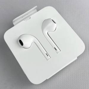 【Apple】Lightning Connector EarPods (NEW) 全新原裝蘋果Lightning接頭有線耳機
