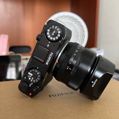 FUJIFILM X-m5