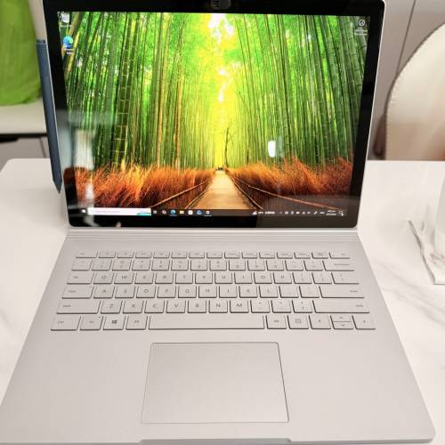 微軟 Microsoft Surface Book 2 i-7300U 8GB Ram 256GB SSD