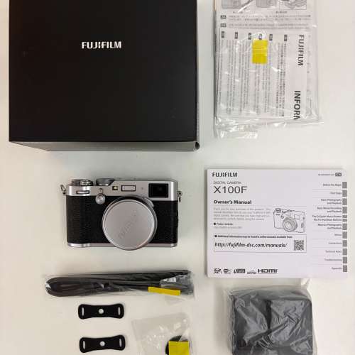【近全新 / 極少用】Fujifilm X100F 數碼相機 (銀色) Silver