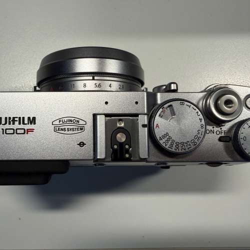 【近全新 / 極少用】Fujifilm X100F 數碼相機 (銀色) Silver