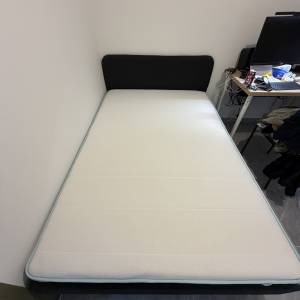 Ikea 因為雙人床 連床褥