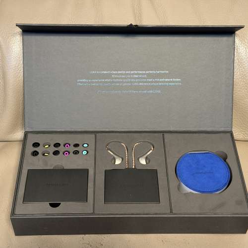 Astell&Kern LUNA 平板單元 耳機