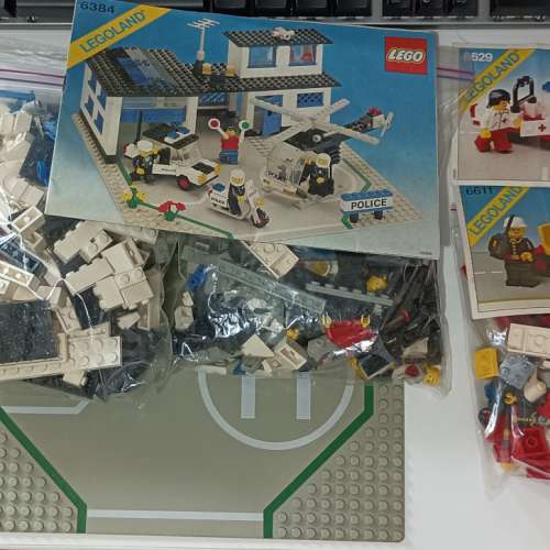 遠古 LEGO 警察局 + 兩架車 (樂高)