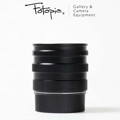 || Leica Summilux-M 50mm F1.4 - Black / E46 / Pre-ASPH / Built-in-hood ||