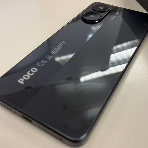 Poco X7 Pro 12gb + 256 gb 港行