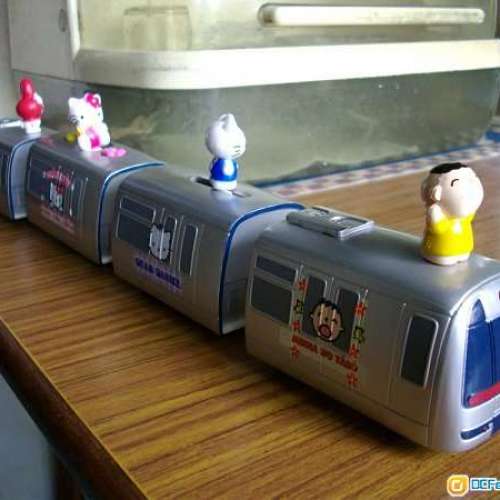 Hello Kitty (Sanrio) 卡通人物港鐵紀念版火車