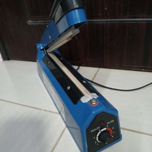 8成新膠袋封口機